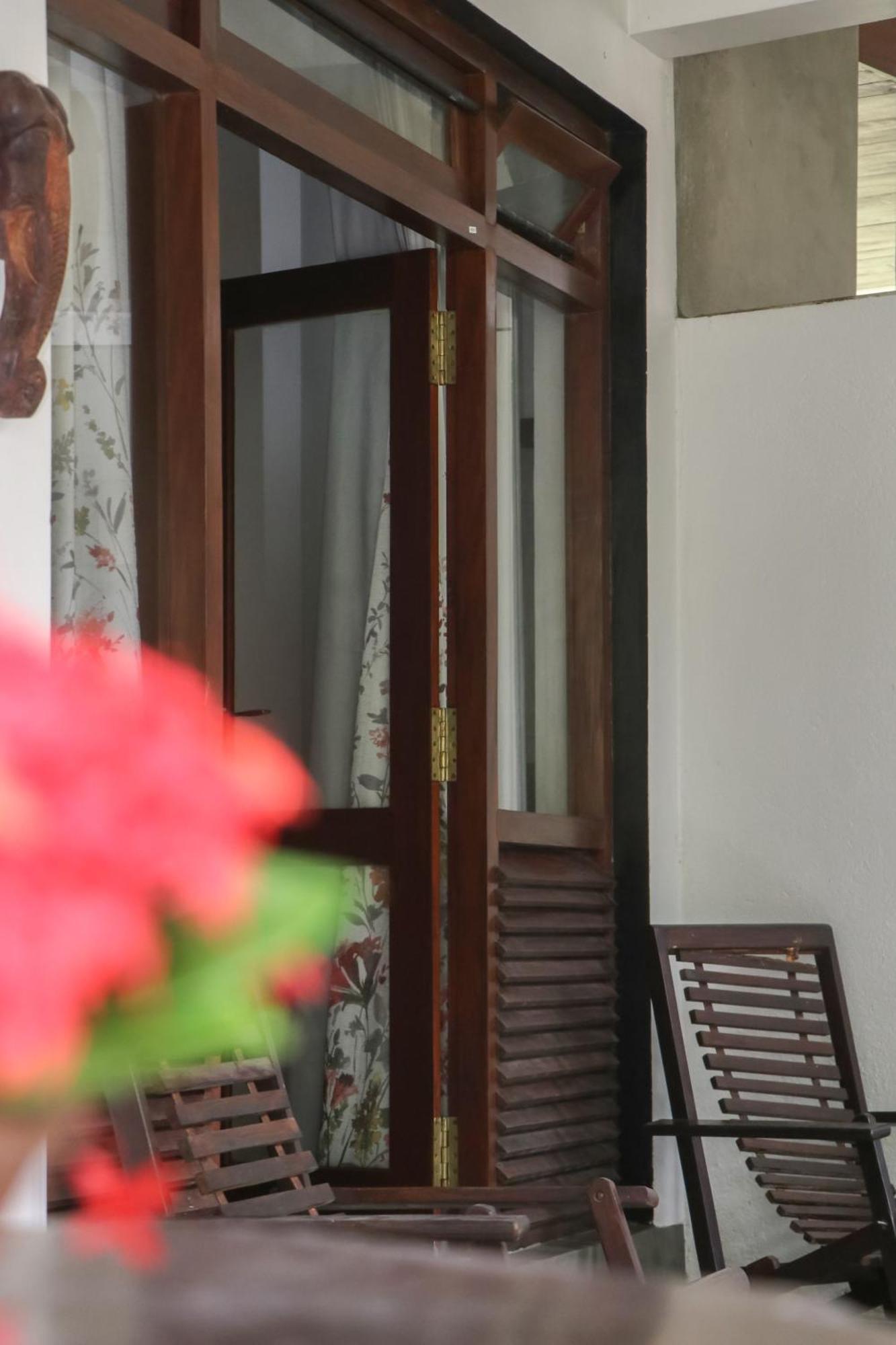 Villa A & A Hikkaduwa Exterior foto